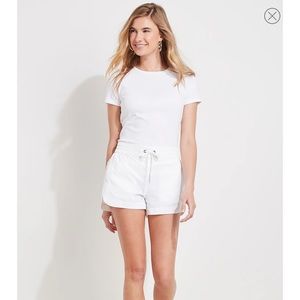 Vineyard Vines Harbor Seersucker Shorts
Size Large